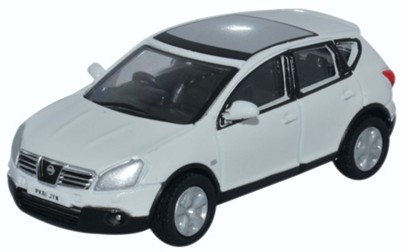 Oxford 76NQ004 2 Nissan Qashqai White 1:Oxford 76 Scale Model