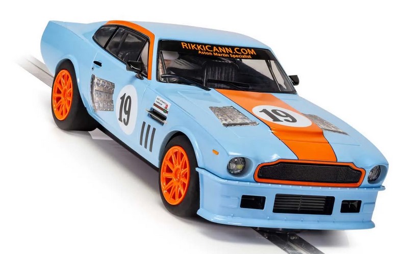 EX DISPLAY: Scalextric Car C4209 Aston Martin V8 - Gulf Edition - Rikki Cann Racing