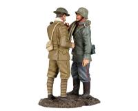 Britains Soldiers B23081 Prisoners and Wounded to The Rear - 2 Piece Set ###