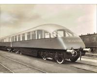 Pre-Order Hornby R40223 LNER, Coronation Brake Third & Kitchen Third Articulated Coach Pack - Era 3 (RRP 139.99 UNRELEASED - Now Due Early 2024)